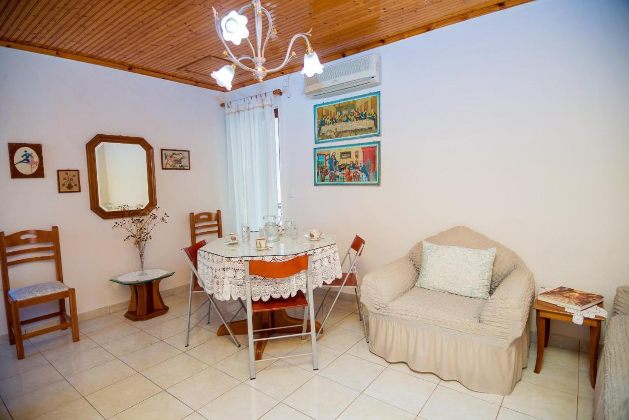 Argiris Kefalonia Traditional Cottage Dhavgáta エクステリア 写真