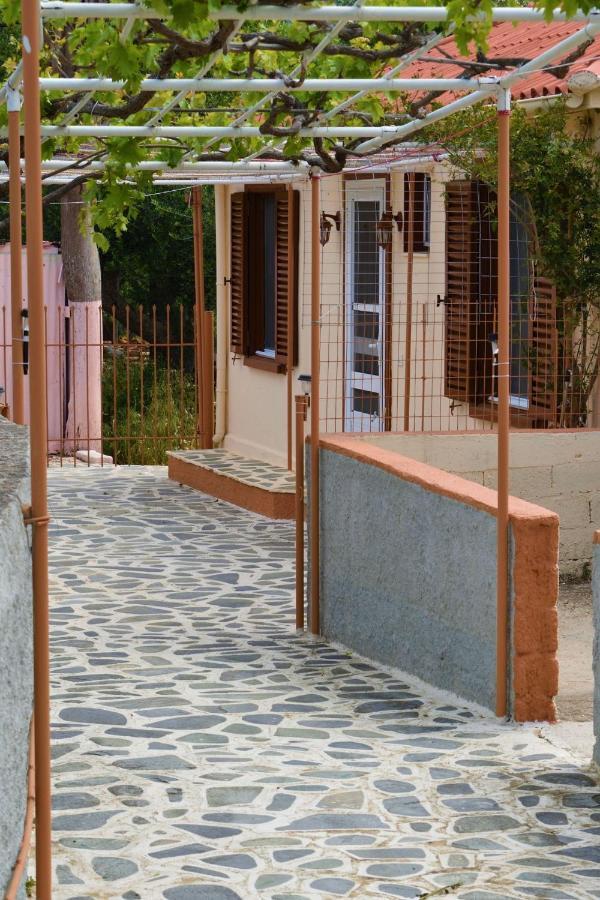 Argiris Kefalonia Traditional Cottage Dhavgáta エクステリア 写真